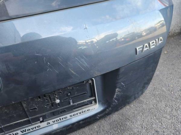 HAYON SKODA FABIA BREAK - Vue 2